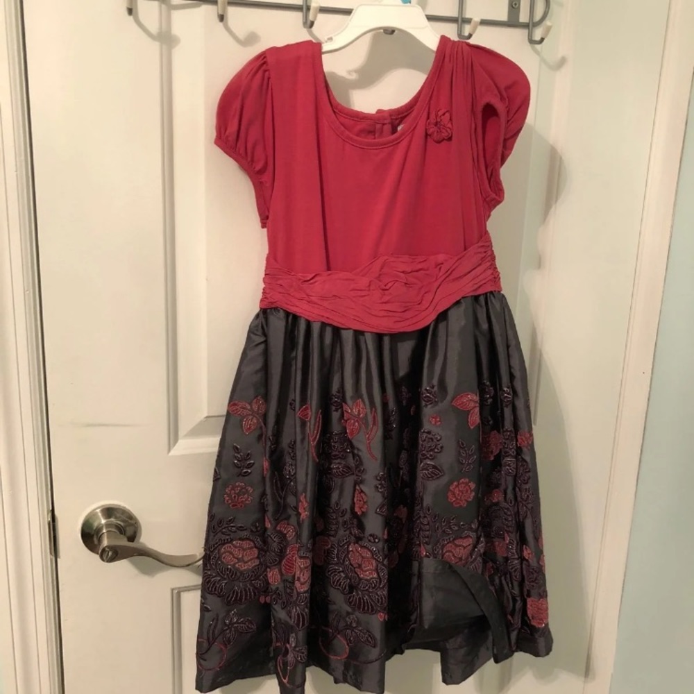 Girls dress